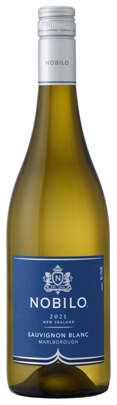 nobilo sauvignon blanc bottle shot 2021 03