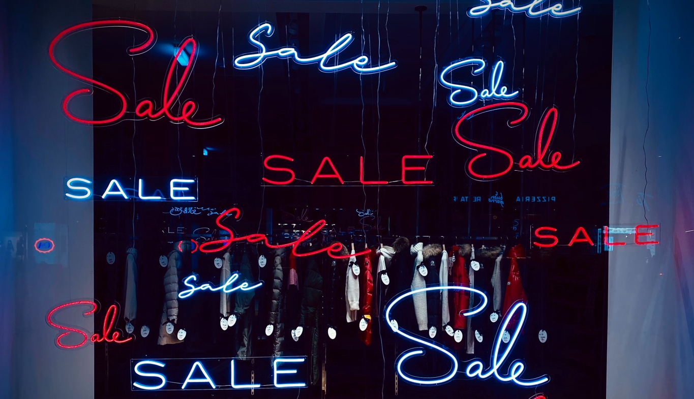 salesign arno senoner unsplash 01